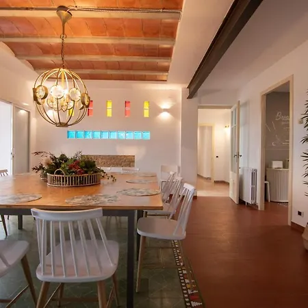 Del Riu Villa